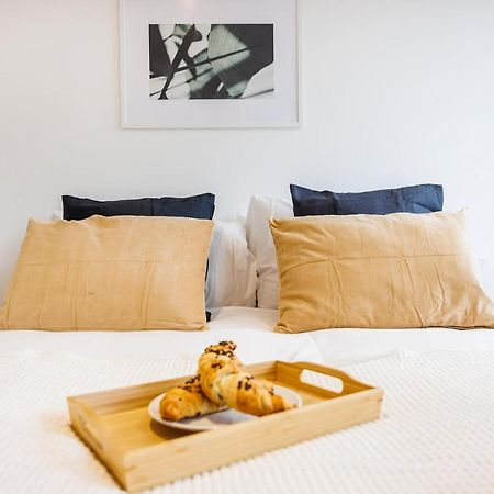 Cresta House - Modern Apartments Лутън Екстериор снимка
