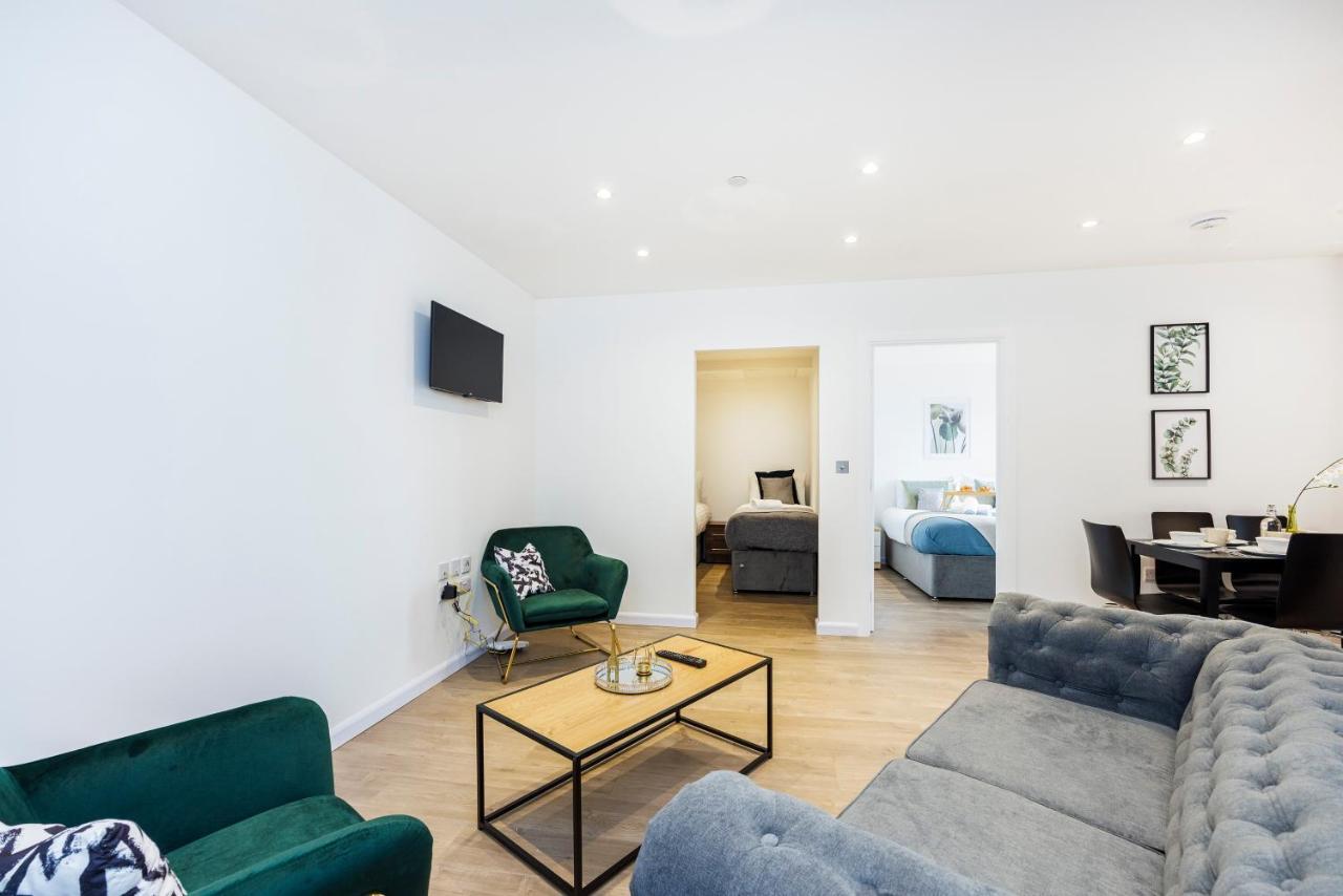 Cresta House - Modern Apartments Лутън Екстериор снимка
