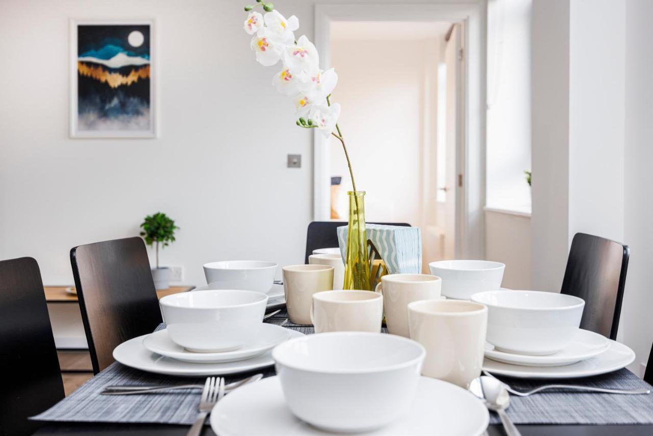 Cresta House - Modern Apartments Лутън Екстериор снимка
