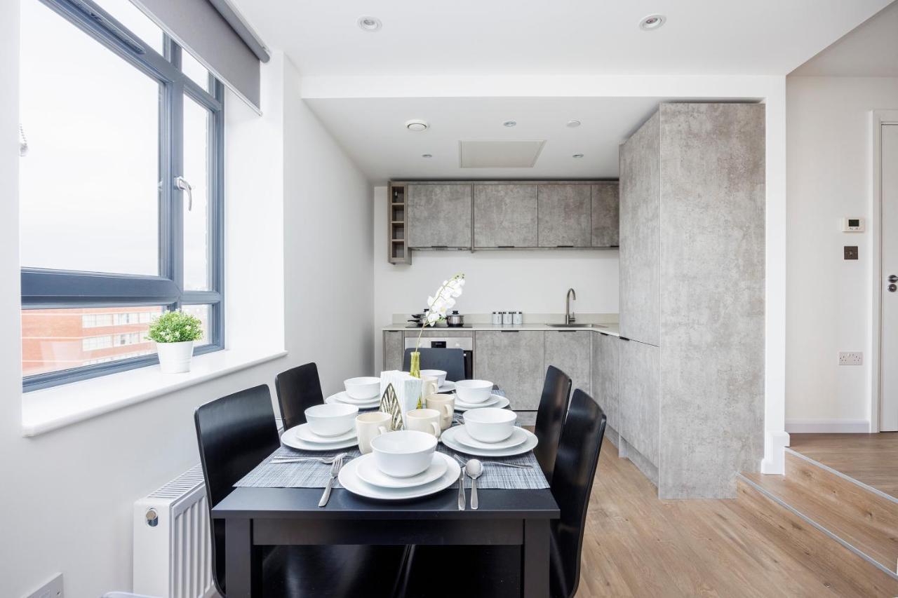 Cresta House - Modern Apartments Лутън Екстериор снимка